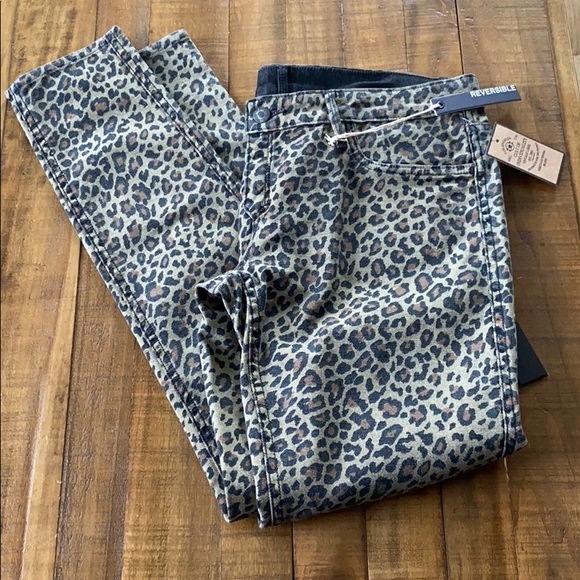 Cult of Individuality Reversible Leopard/Black - Picture 3 of 6